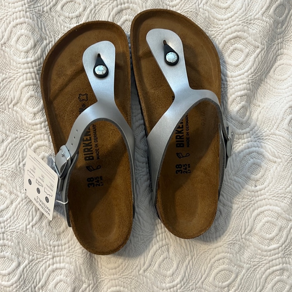 Birkenstock Gizeh Size 38 Silver